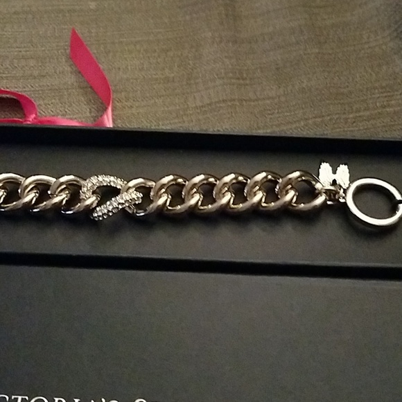 VICTORIA'S SECRET Gold and Pave' diamond bracelet - Picture 2 of 4
